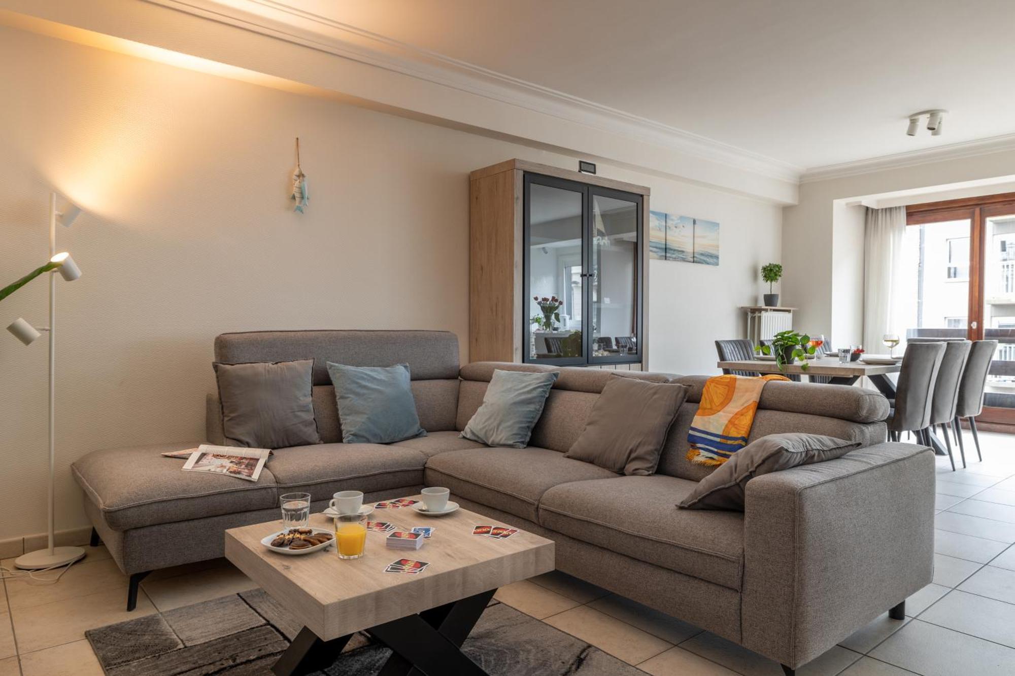 Weloveoostende - Newly Renovated Large Apartment 150M From The Beach - Including Bed Sheets And Final Clea-Ning Εξωτερικό φωτογραφία