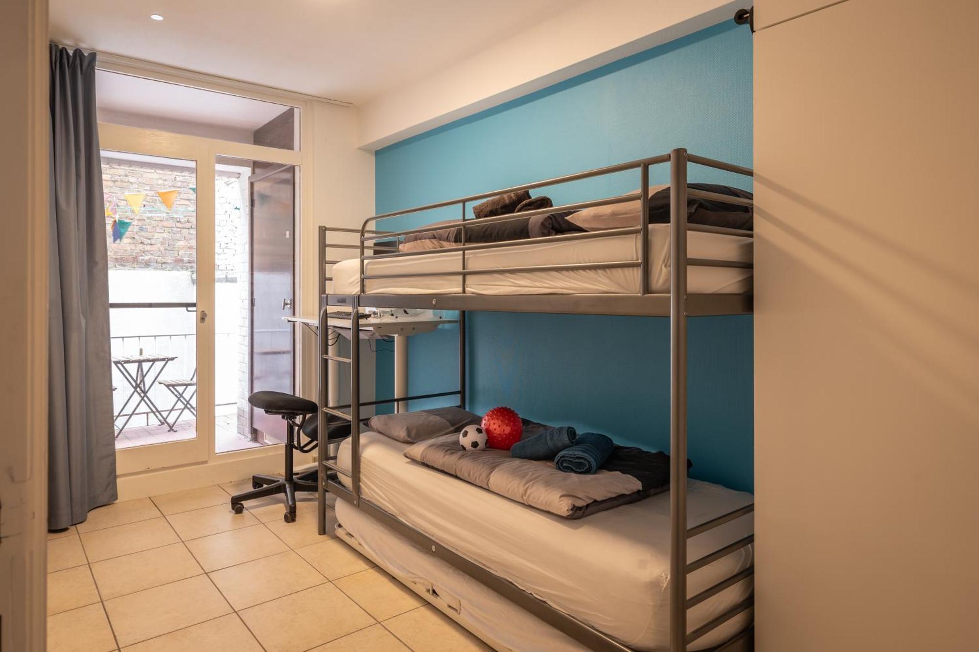 Weloveoostende - Newly Renovated Large Apartment 150M From The Beach - Including Bed Sheets And Final Clea-Ning Εξωτερικό φωτογραφία